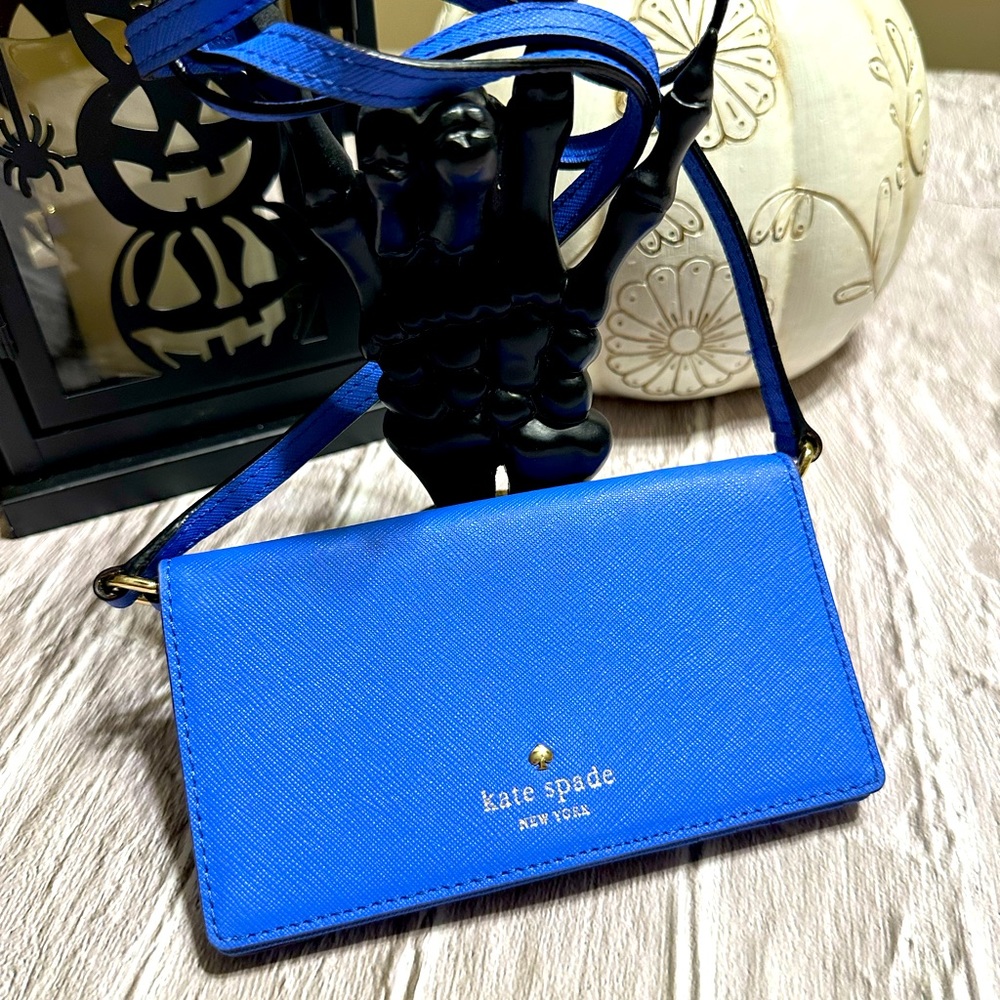 Kate Spade ♠️ Saffiano Leather Crossbody ECU